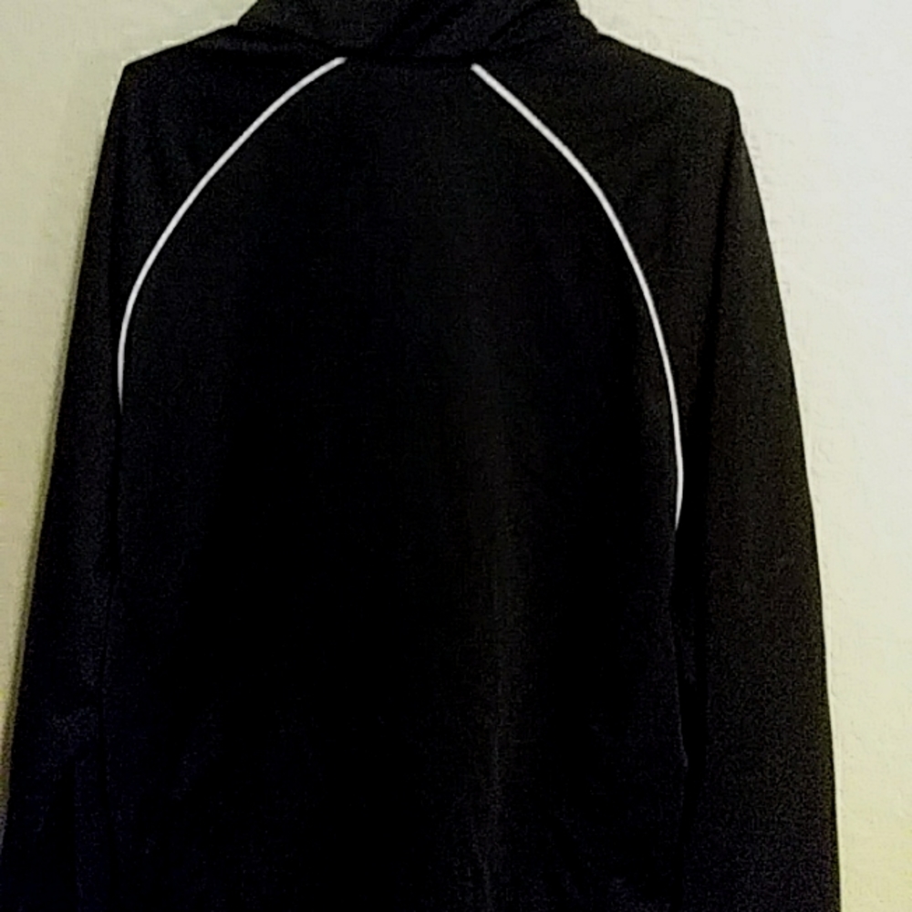 Nike jacket - Picture 3 of 3
